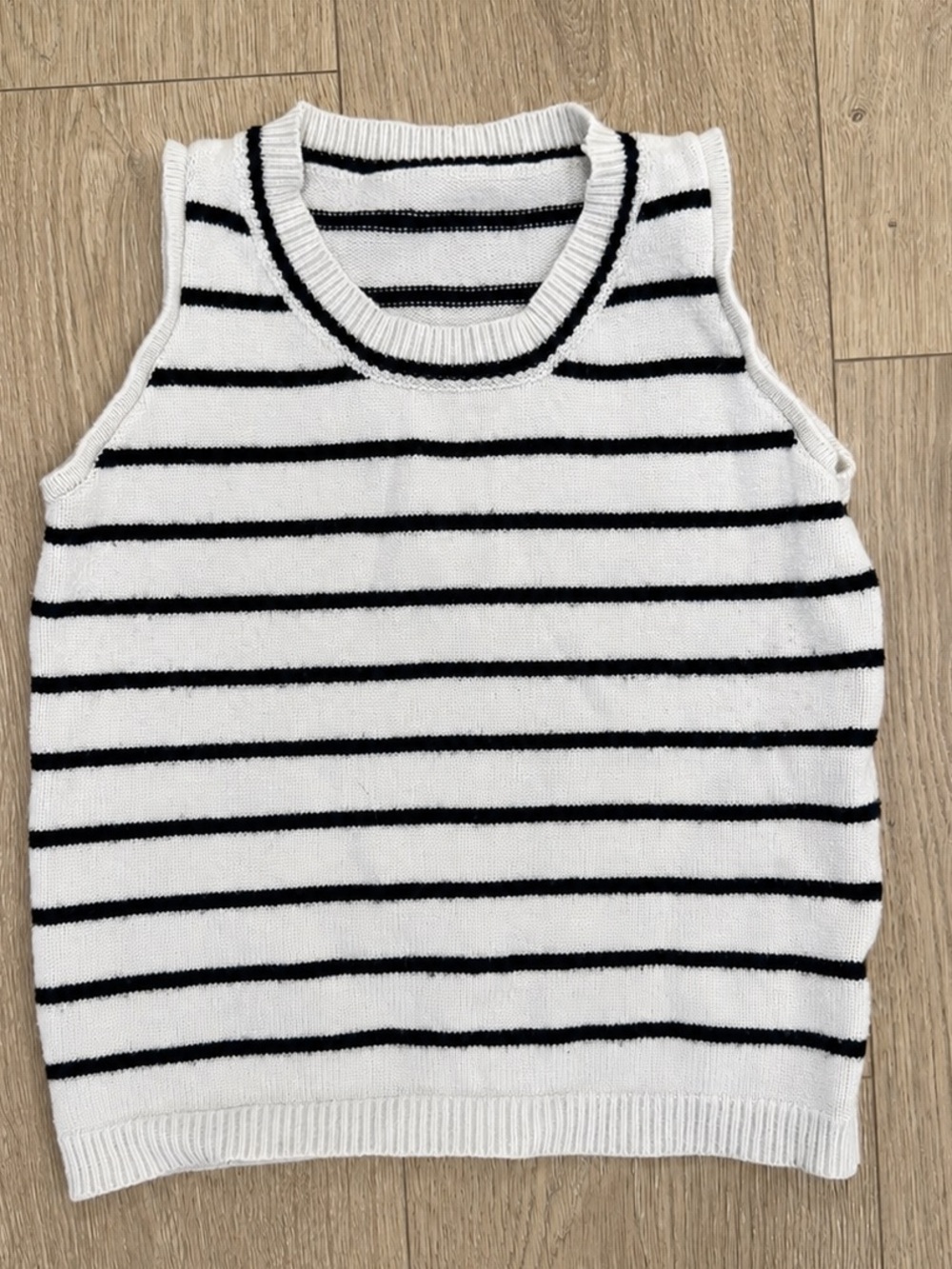 Striped Knit Sleeveless Top for Kids - White and Black